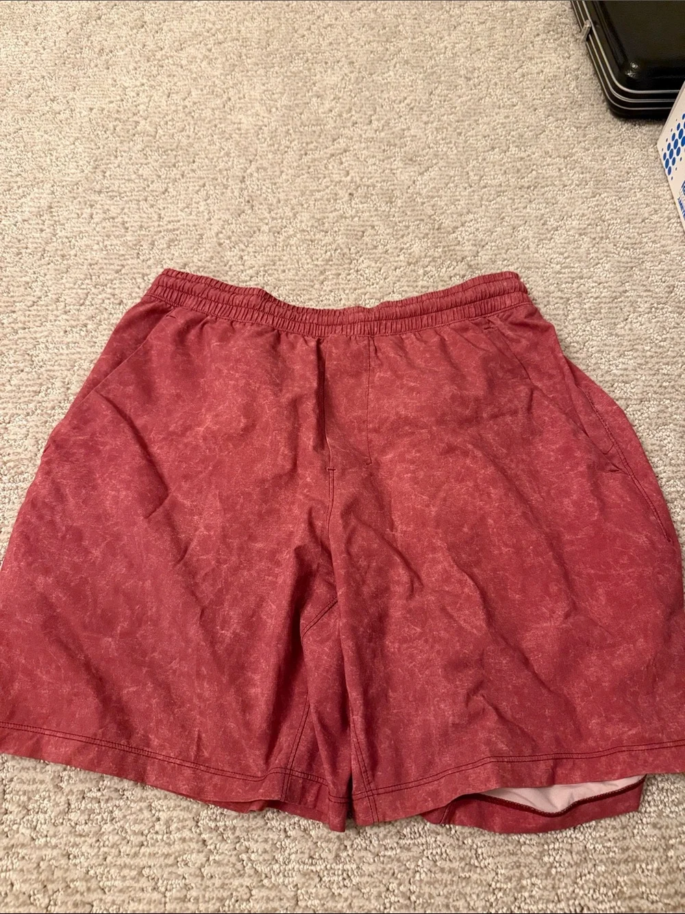 7” lululemon athletics faded red athletic shorts